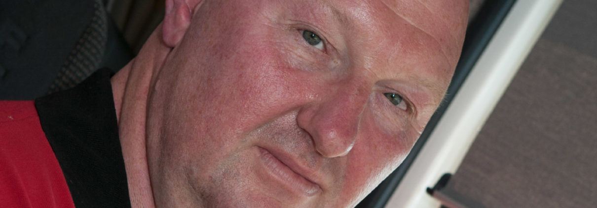 Chauffeur Jacques Vos (52) uit Waalwijk rijdt bij Peter Appel.